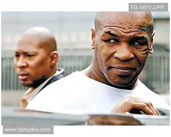 足球巨星与猩猩神似 网友调侃外貌似曾相识的明星球员